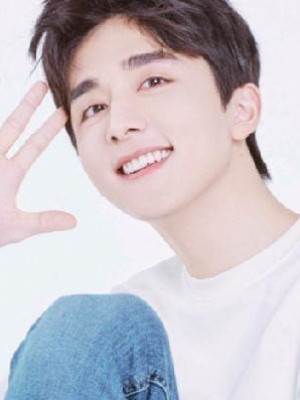 電梯里的「藍」朋友