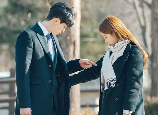 頂流奔現翻車倒計時