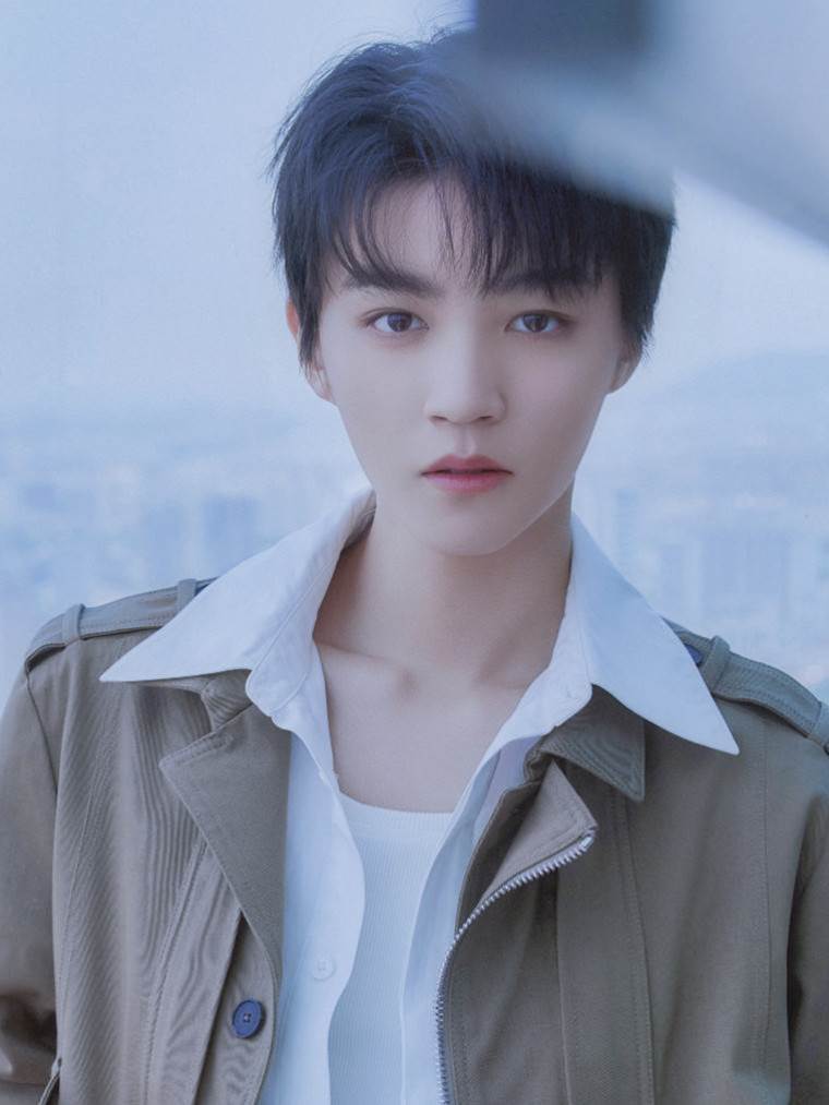 乖弟弟他人設崩了