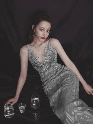 我靠算命殺瘋娛樂圈