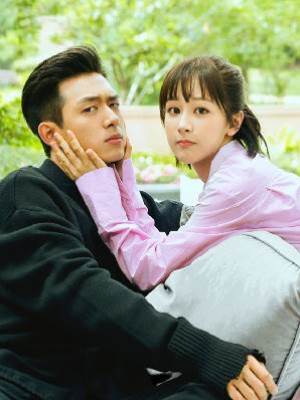 網戀奔現后，我掉馬了