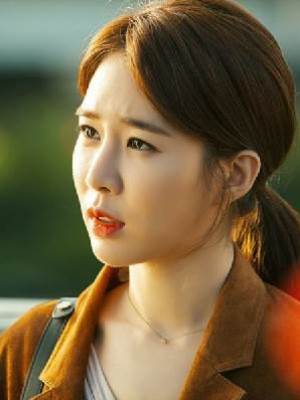 女配是個磕學家