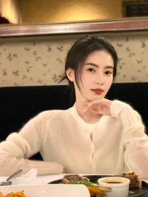 虐文女主看到彈幕后狂虐渣男