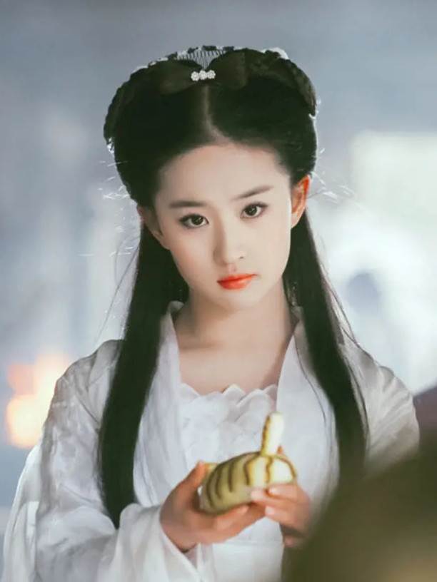 長伴公主如滿月