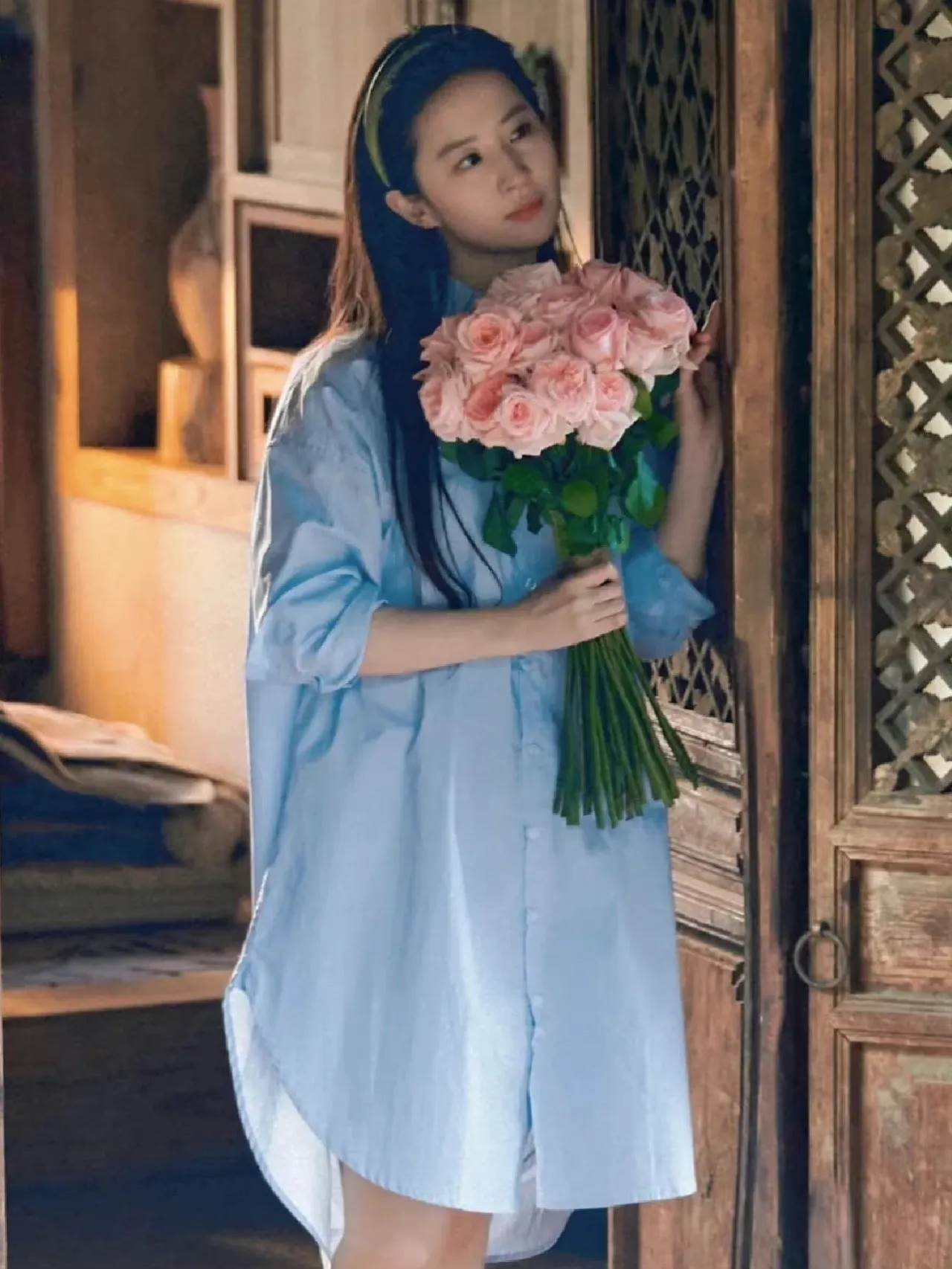 荒野求生后我翻紅了.