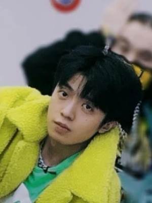 撿個道士回家後我爆火了